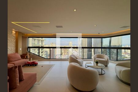 Varanda Integrada  de apartamento para alugar com 3 quartos, 227m² em Chácara Santo Antônio (zona Sul), São Paulo