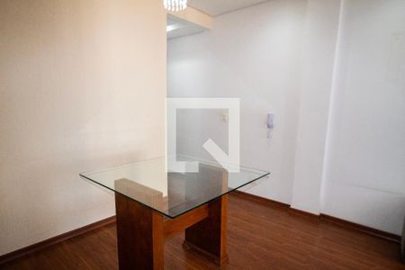 Sala  de apartamento para alugar com 2 quartos, 80m² em Nova Suíça, Belo Horizonte