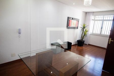 Sala  de apartamento para alugar com 2 quartos, 80m² em Nova Suíça, Belo Horizonte