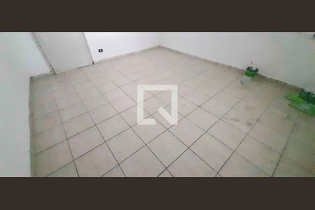 Casa para alugar com 1 quarto, 50m² em São Pedro, Osasco