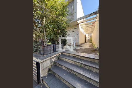 Casa para alugar com 5 quartos, 420m² em Pacaembu, São Paulo