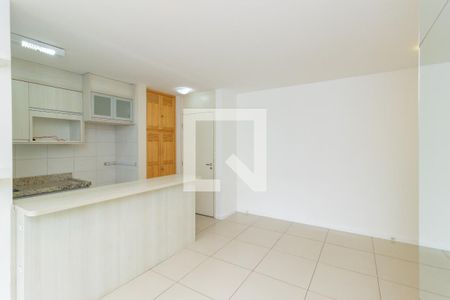 Sala de apartamento para alugar com 2 quartos, 65m² em Nossa Senhora do O, São Paulo