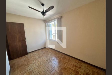 Quarto de apartamento à venda com 4 quartos, 75m² em Petrópolis, Porto Alegre
