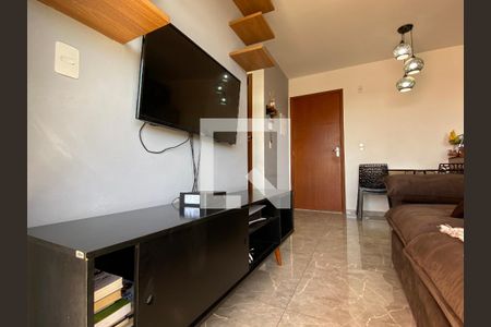 Sala de apartamento à venda com 2 quartos, 45m² em Helena Maria, Osasco
