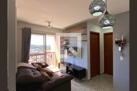 Sala de apartamento à venda com 2 quartos, 45m² em Helena Maria, Osasco