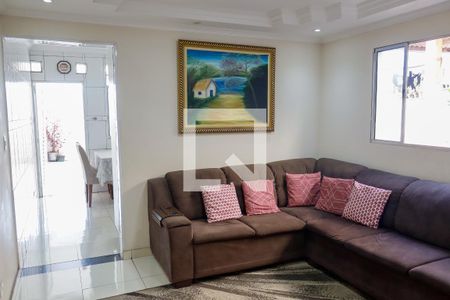 sala de casa para alugar com 4 quartos, 126m² em Padroeira, Osasco