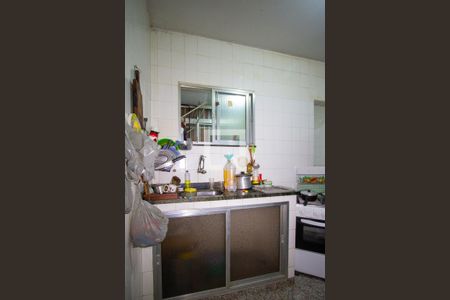 Cozinha de apartamento para alugar com 2 quartos, 50m² em Patronato, São Gonçalo