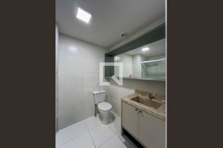 Banheiro  de kitnet/studio à venda com 1 quarto, 18m² em Vila Santo Estefano, São Paulo