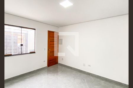 Casa à venda com 2 quartos, 80m² em Vila Paranagua, São Paulo