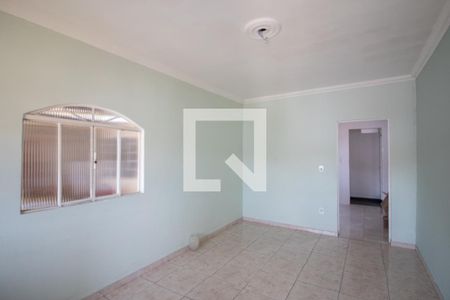 Sala de casa à venda com 4 quartos, 180m² em Pedra Azul, Contagem