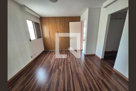 Quarto de apartamento à venda com 1 quarto, 136m² em Real Parque, São Paulo