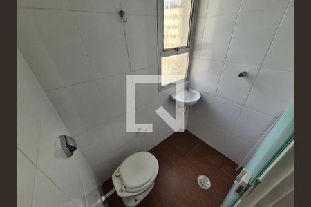 Banheiro de apartamento à venda com 1 quarto, 136m² em Real Parque, São Paulo