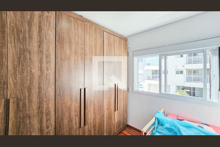 Quarto 1 de apartamento para alugar com 2 quartos, 54m² em Umuarama, Osasco