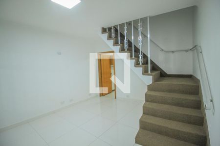 Sala de casa à venda com 2 quartos, 60m² em Vila Oratorio, São Paulo