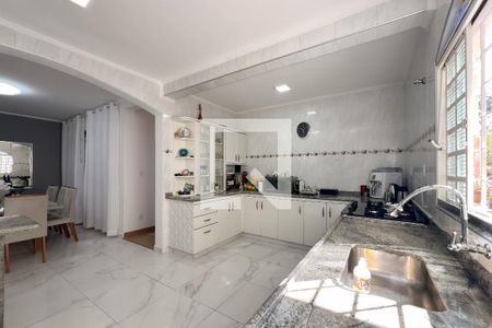 Casa à venda com 3 quartos, 280m² em Santa Cruz, Valinhos