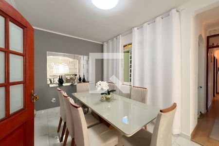 Casa à venda com 3 quartos, 280m² em Santa Cruz, Valinhos