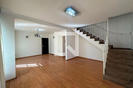 Sala de casa para alugar com 5 quartos, 300m² em Vila Moinho Velho, São Paulo