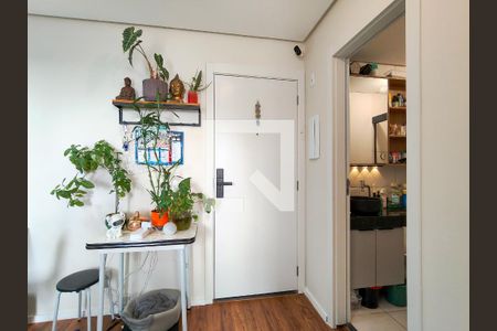 Entrada de apartamento à venda com 2 quartos, 45m² em Santo Cristo, Rio de Janeiro