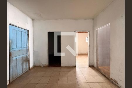 Sala de casa à venda com 3 quartos, 180m² em Cidade São Jorge, Santo André