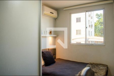 Apartamento à venda com 2 quartos, 80m² em Setor Negrão de Lima, Goiânia