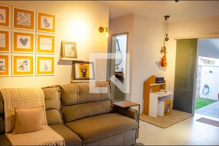 Apartamento à venda com 2 quartos, 80m² em Setor Negrão de Lima, Goiânia