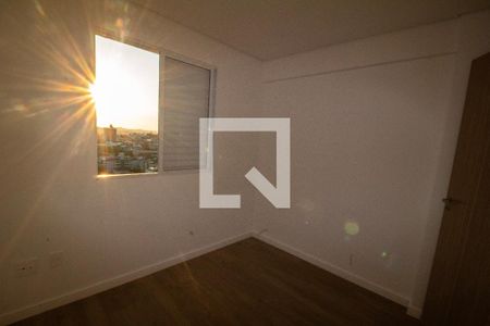 Quarto 01  de apartamento à venda com 3 quartos, 135m² em Padre Eustáquio, Belo Horizonte