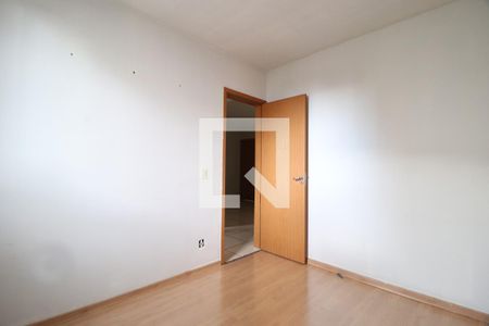 Quarto 2 de apartamento para alugar com 2 quartos, 47m² em Jardim Canaã, Uberlândia