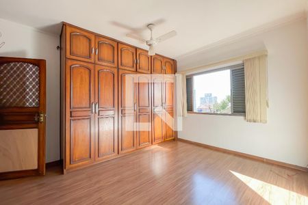 Suíte 1 de casa para alugar com 3 quartos, 173m² em Km 18, Osasco