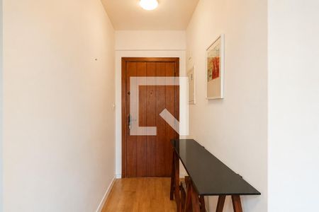Entrada de apartamento à venda com 1 quarto, 47m² em Consolação, São Paulo