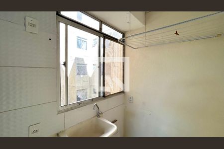 Cozinha/Área de serviço de apartamento para alugar com 2 quartos, 42m² em Vila Nova Bonsucesso, Guarulhos