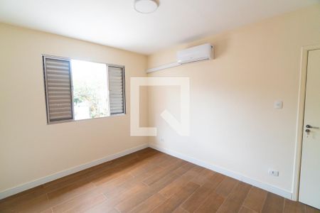 Quarto 1 de casa de condomínio à venda com 2 quartos, 115m² em Vila Paulista, São Paulo