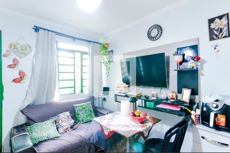 Sala de casa de condomínio para alugar com 2 quartos, 41m² em Jardim Santo Expedito, Guarulhos