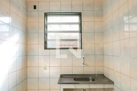 Cozinha de casa de condomínio para alugar com 1 quarto, 45m² em Bonsucesso, Rio de Janeiro