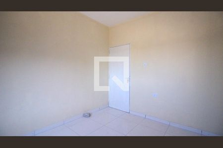 Quarto de casa de condomínio à venda com 12 quartos, 360m² em Parque dos Bancarios, São Paulo