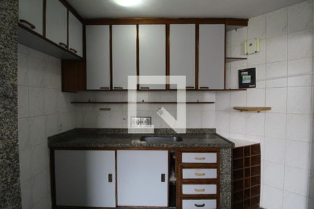 Cozinha/Área de serviço de apartamento à venda com 2 quartos, 50m² em Barra Olímpica, Rio de Janeiro