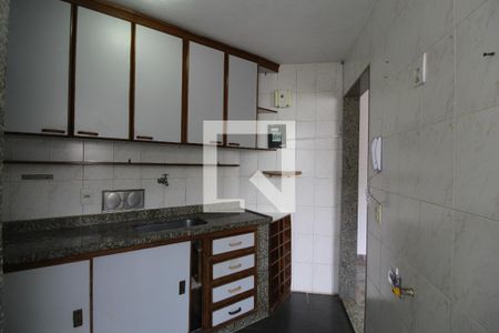 Cozinha/Área de serviço de apartamento à venda com 2 quartos, 50m² em Barra Olímpica, Rio de Janeiro