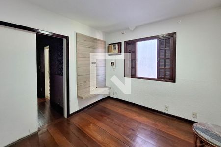 Quarto 1 de casa de condomínio para alugar com 4 quartos, 390m² em Badu, Niterói