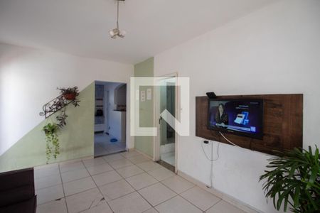 Casa 1 - Sala 1 de casa à venda com 7 quartos, 250m² em Alípio de Melo, Belo Horizonte