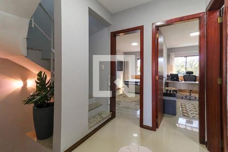 Corredor de casa à venda com 3 quartos, 133m² em Hípica, Porto Alegre