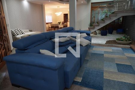 Casa à venda com 4 quartos, 328m² em Jardim Nossa Senhora do Carmo, São Paulo
