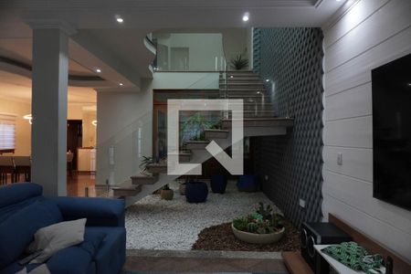 Casa à venda com 4 quartos, 328m² em Jardim Nossa Senhora do Carmo, São Paulo