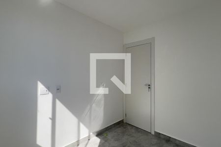 Quarto 2 de apartamento para alugar com 2 quartos, 34m² em Centro, Guarulhos