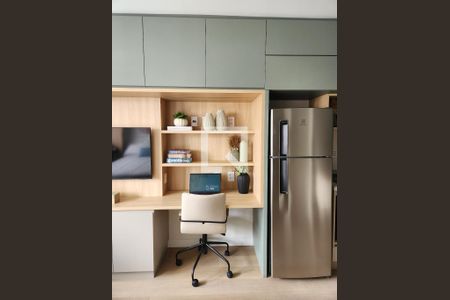 Sala/Quarto de kitnet/studio para alugar com 1 quarto, 28m² em Indianópolis, São Paulo
