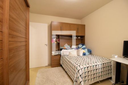 Quarto 1 de casa à venda com 3 quartos, 185m² em Novo Mundo, Curitiba