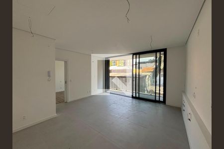 Sala / Cozinha de apartamento à venda com 1 quarto, 55m² em Centro, Curitiba