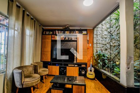 Sala de casa à venda com 3 quartos, 200m² em Jardim Progresso, Santo André