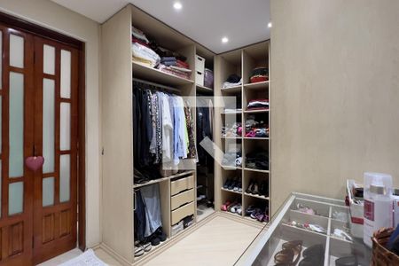 Closet de casa à venda com 3 quartos, 150m² em Vila Francisco Mineiro, Guarulhos