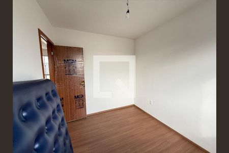 Quarto 2 de apartamento à venda com 2 quartos, 47m² em Praia, Contagem
