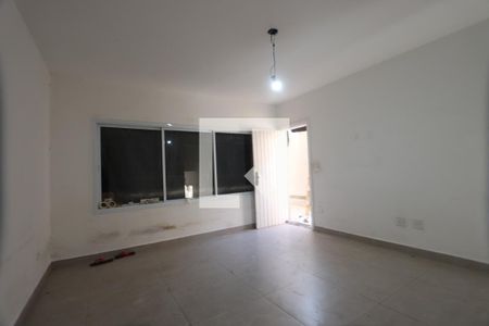 Casa à venda com 2 quartos, 120m² em Vila Portuguesa, São Paulo
