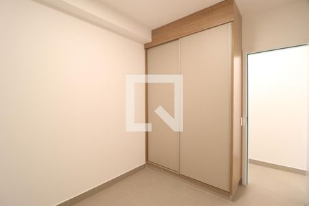 Quarto 1 de apartamento para alugar com 2 quartos, 68m² em Jardim Sul, Uberlândia